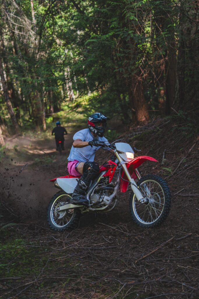 E-Bike Rock Garden Mastery: Navigating Rocky Terrain