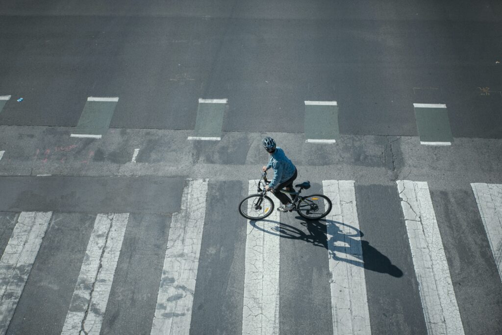 Riding E-Bikes On Sand And Snow: Techniques And Precautions